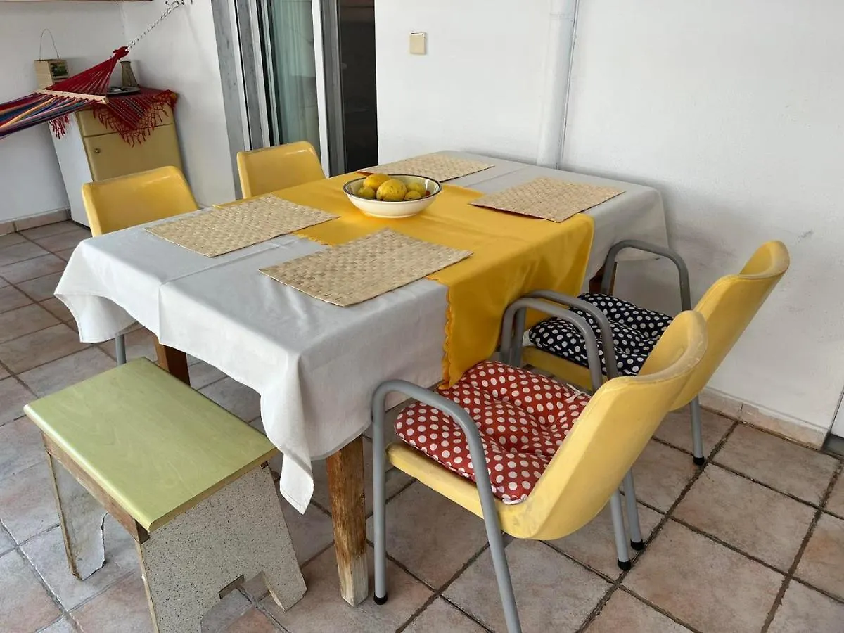 Lemon House Apartment Polychrono