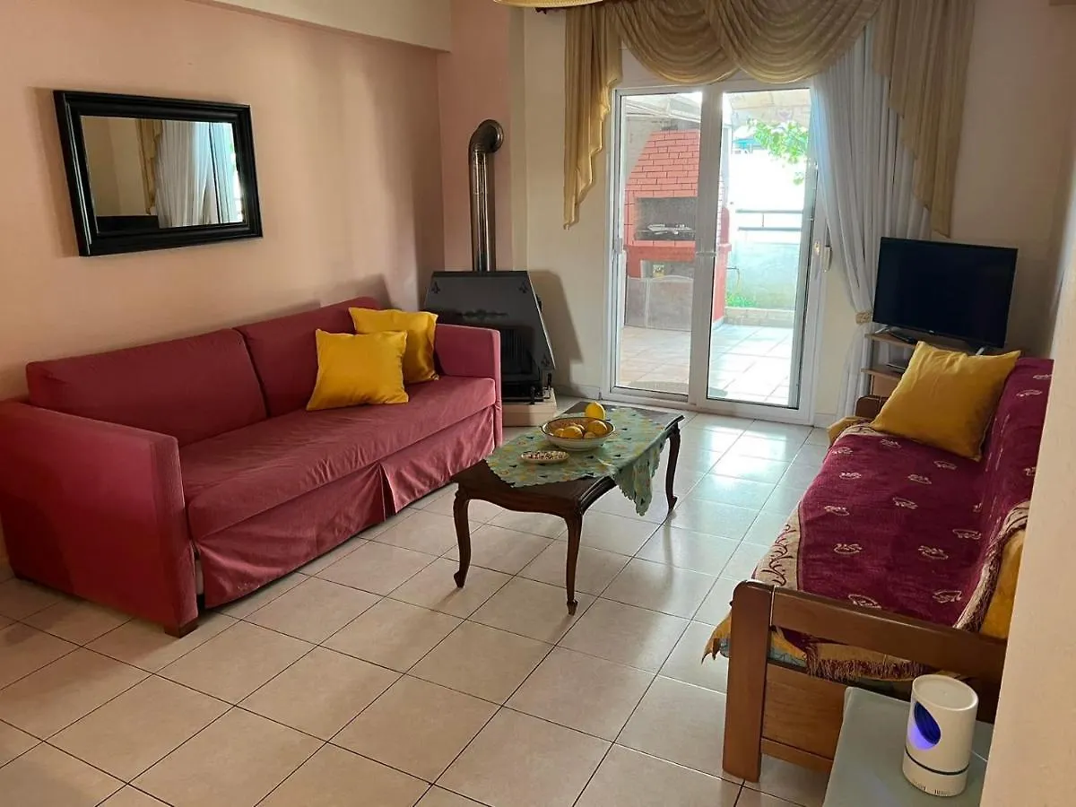 Lemon House Apartment Polychrono